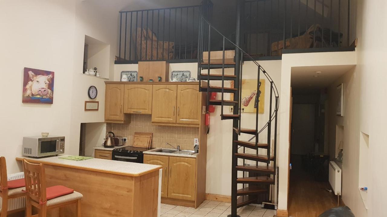 Apartment 3 Bedroom Banagher Town Centre Buitenkant foto
